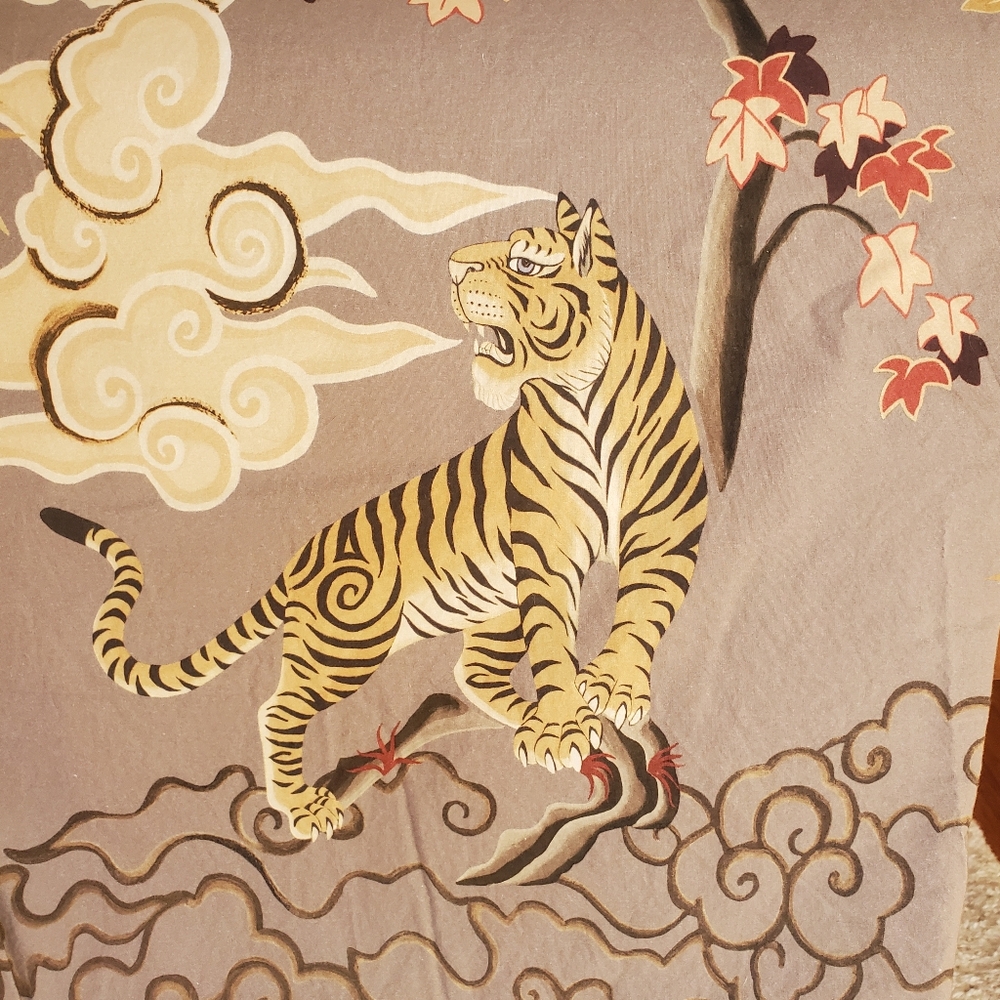 Williams Sonoma Home Kalden Tiger Printed Full/Queen Duvet Cover